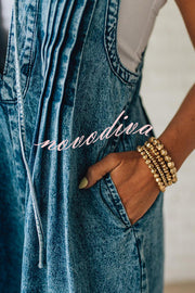 Fashionable and Casual Sleeveless V-neck Lace-up Loose Pocket Jumpsuit