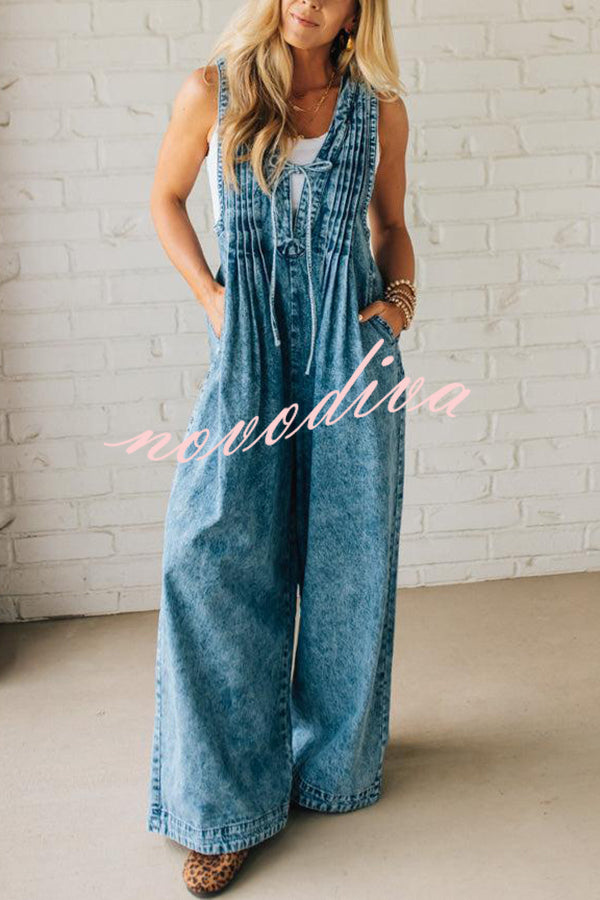 Fashionable and Casual Sleeveless V-neck Lace-up Loose Pocket Jumpsuit