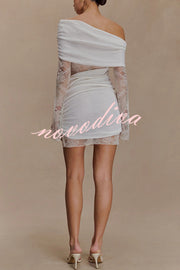 Fashion Lace Panel Long Sleeve Slim Fit Knit Mini Dress