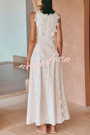 Mairi Embroidery Hollow Fabric Delicate Flower Trim Side Lace-up Maxi Dress