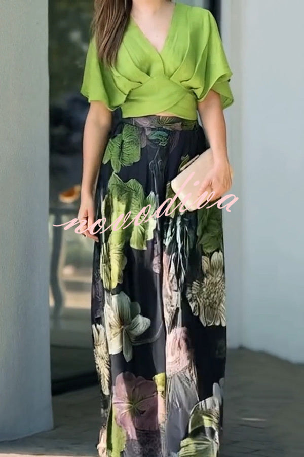 Stylish V-neck Loose Crop Top and Floral Print Pocket Maxi Skirt Set