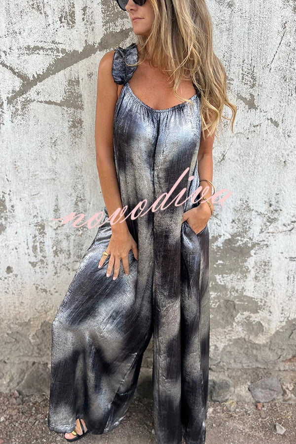 Fashionable Gold-stamped Suspenders Loose Pocket Wide-leg Jumpsuit