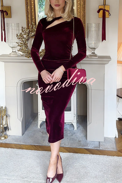 Perfect Party Velvet Cut Out Detail Long Sleeve Ruched Stretch Midi Dress