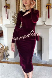 Perfect Party Velvet Cut Out Detail Long Sleeve Ruched Stretch Midi Dress