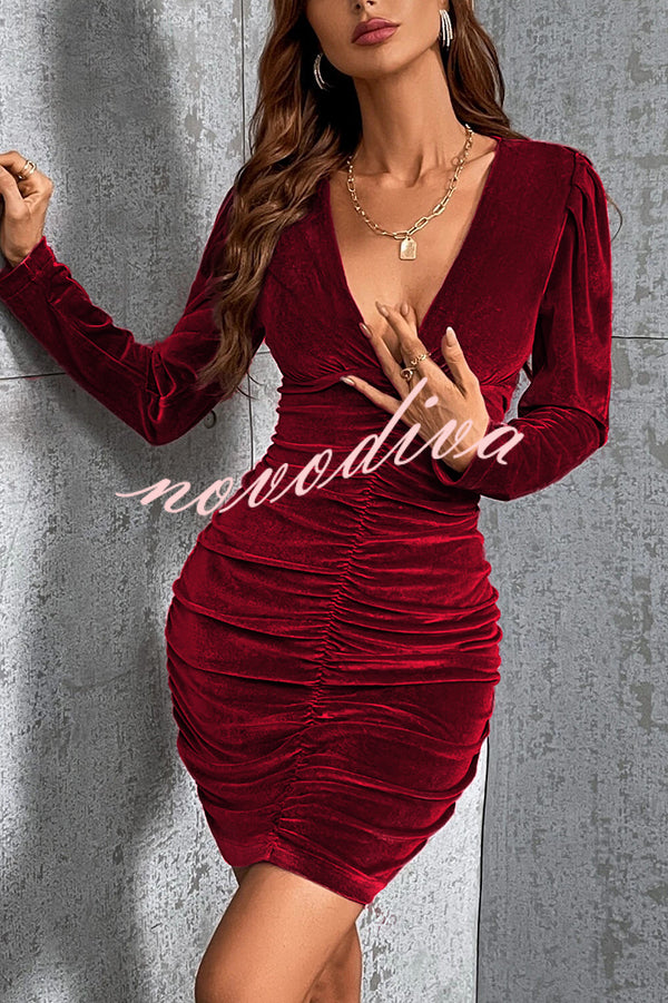 Solid Color Velvet Sexy V-neck Long Sleeve Ruched Mini Dress