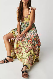 Floral Print Strappy Pleated Paneled Maxi Dress