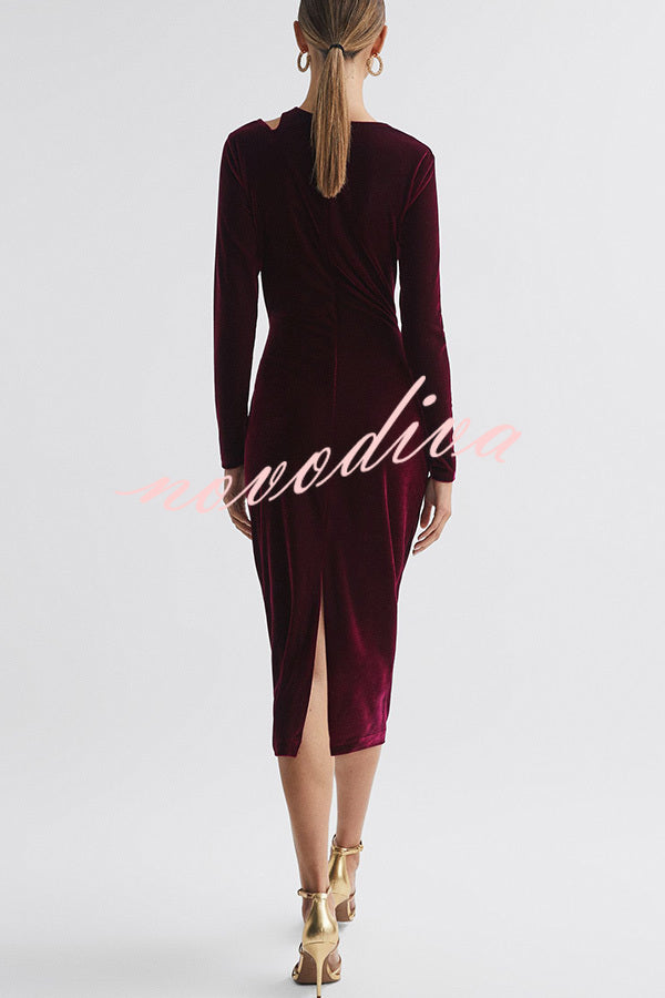 Perfect Party Velvet Cut Out Detail Long Sleeve Ruched Stretch Midi Dress