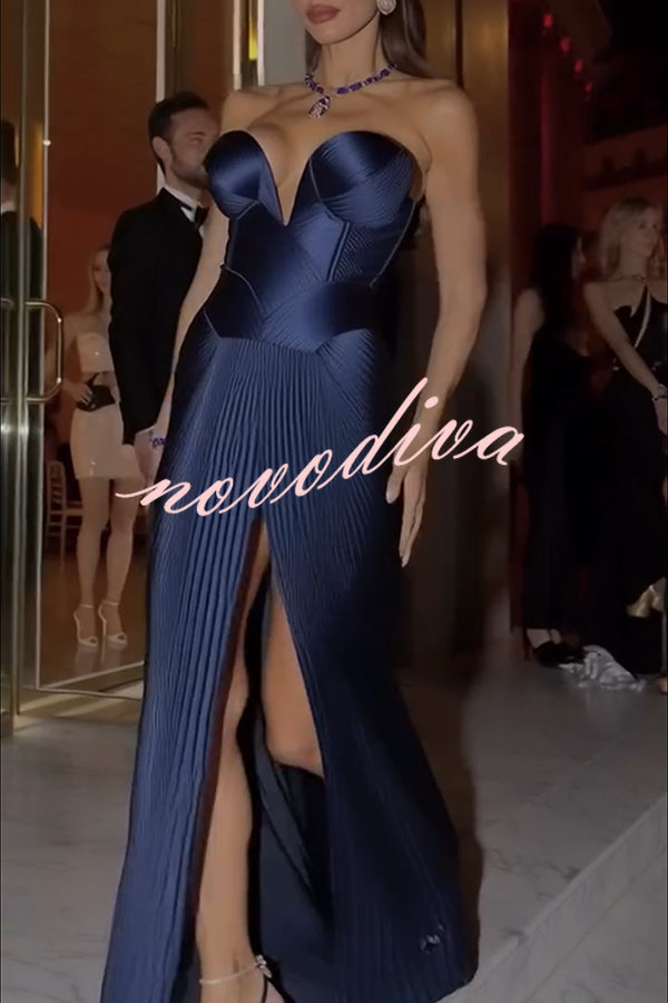 Stunning The Audience Plissé Satin Off Shoulder Drape Slit Gown Maxi Dress