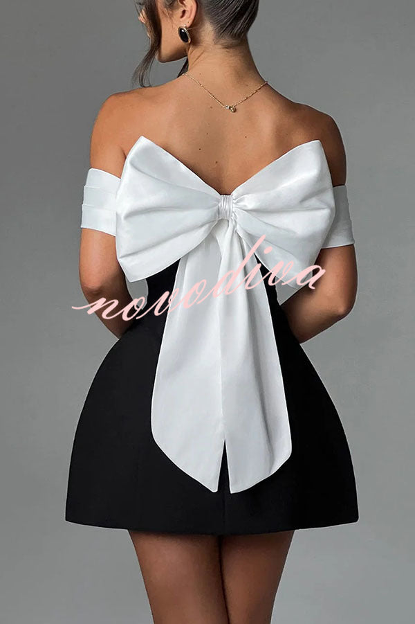 Sexy Contrast Off-the-shoulder Bow-embellished Mini Dress