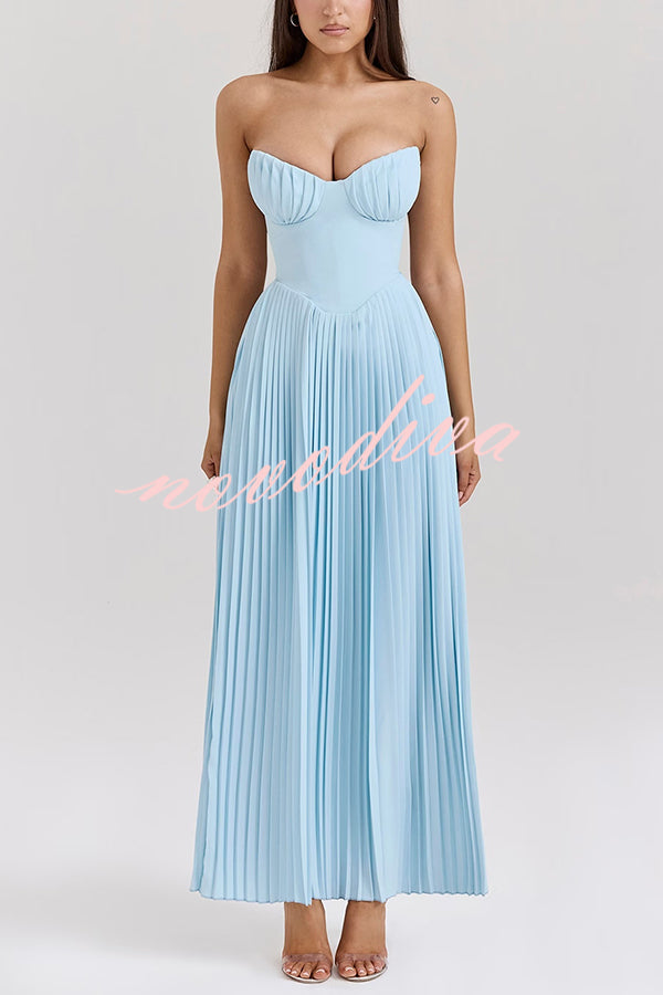 Romantic and Elegant Pleated Strapless Maxi Dress