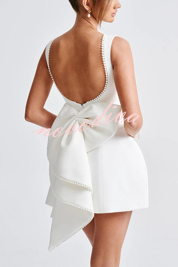 Stylish Pearl-embellished Large Bow Slim-fit Mini Dress