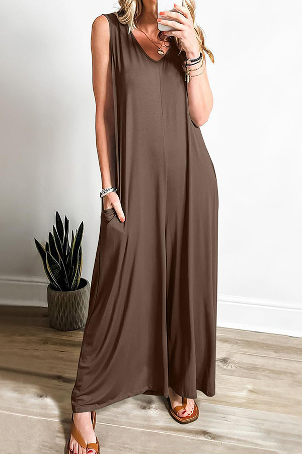 Solid Color V-neck Sleeveless Loose Pocket Wide-leg Jumpsuit