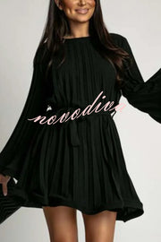 Fashion Bell Sleeve Loose Waist Tie Pleated Mini Dress