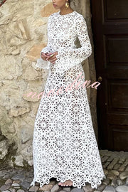 Island Break Crochet Flower Pattern Long Sleeve Backless Vacation Maxi Dress