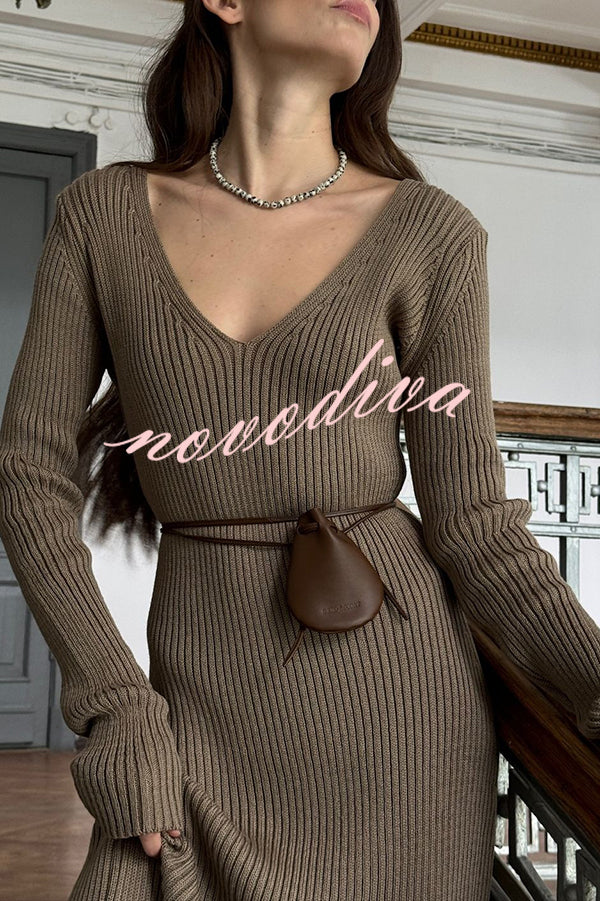 Solid Color V-neck Long-sleeved Slim-fit Elegant Knit Maxi Dress