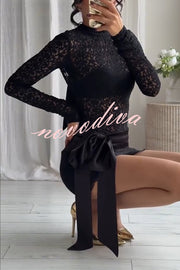 Anna Satin Bow Appliqué Mid Rise Lace Hem Mini Skirt