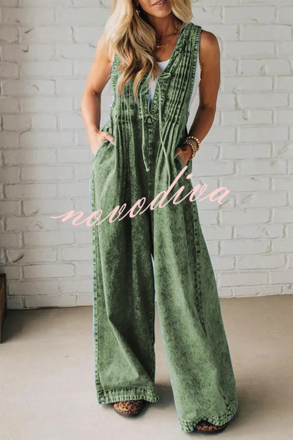 Fashionable and Casual Sleeveless V-neck Lace-up Loose Pocket Jumpsuit