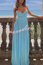 Romantic and Elegant Pleated Strapless Maxi Dress