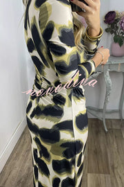 Kiele Unique Print Turtleneck Twist Detail Long Sleeve Stretch Midi Dress