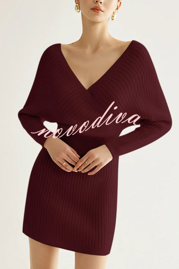 Solid Color Crossover V-neck Long-sleeved Fitted Waist Knit Mini Dress