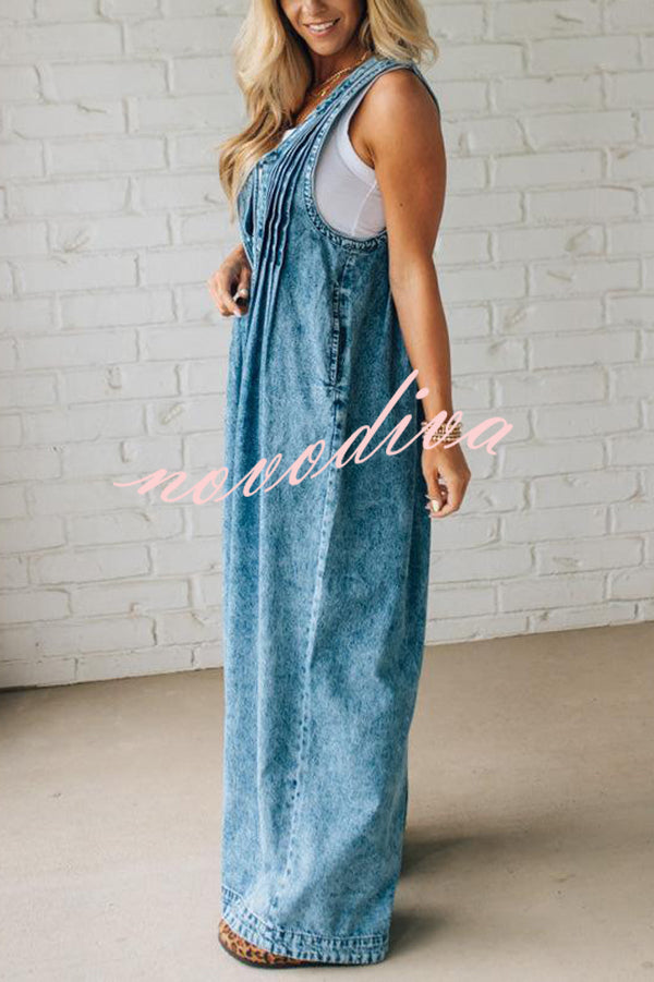 Fashionable and Casual Sleeveless V-neck Lace-up Loose Pocket Jumpsuit