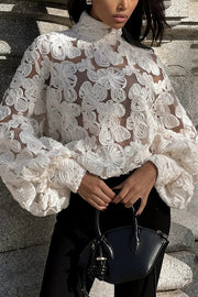 Fashionable Embroidered Flower Loose Puff Sleeve Hollow Top