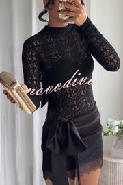 Anna Satin Bow Appliqué Mid Rise Lace Hem Mini Skirt