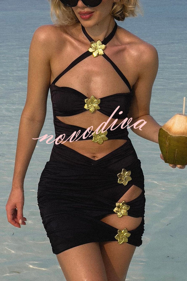 Sun and Sea Hollow Metal Flower Decoration Stretch One-piece Swimsuit