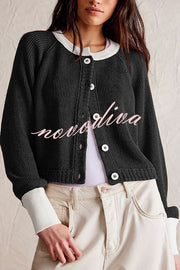 Stylish Contrasting Crew Neck Buttoned Knitted Cardigan