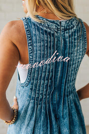 Fashionable and Casual Sleeveless V-neck Lace-up Loose Pocket Jumpsuit